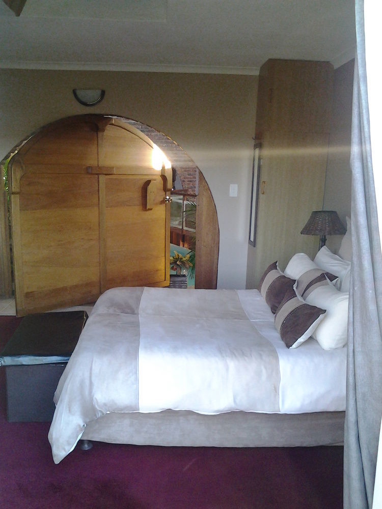 Dolphin View Guesthouse Jeffreys Bay Exterior photo